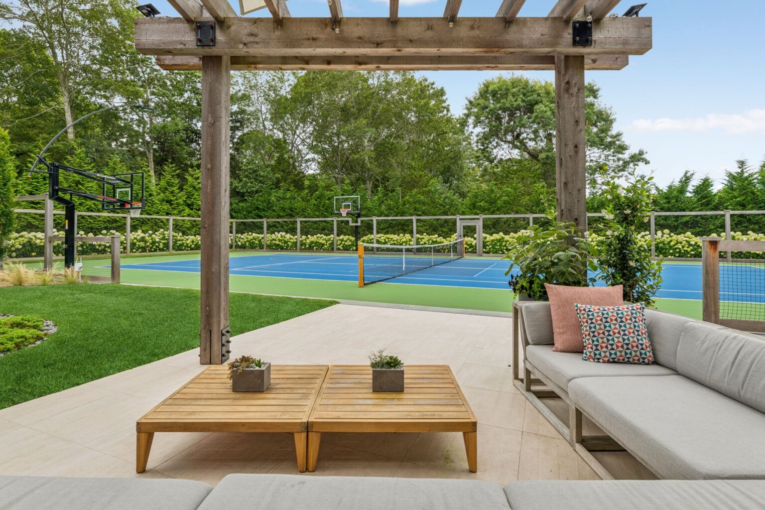 Outdoor Sitting Area
