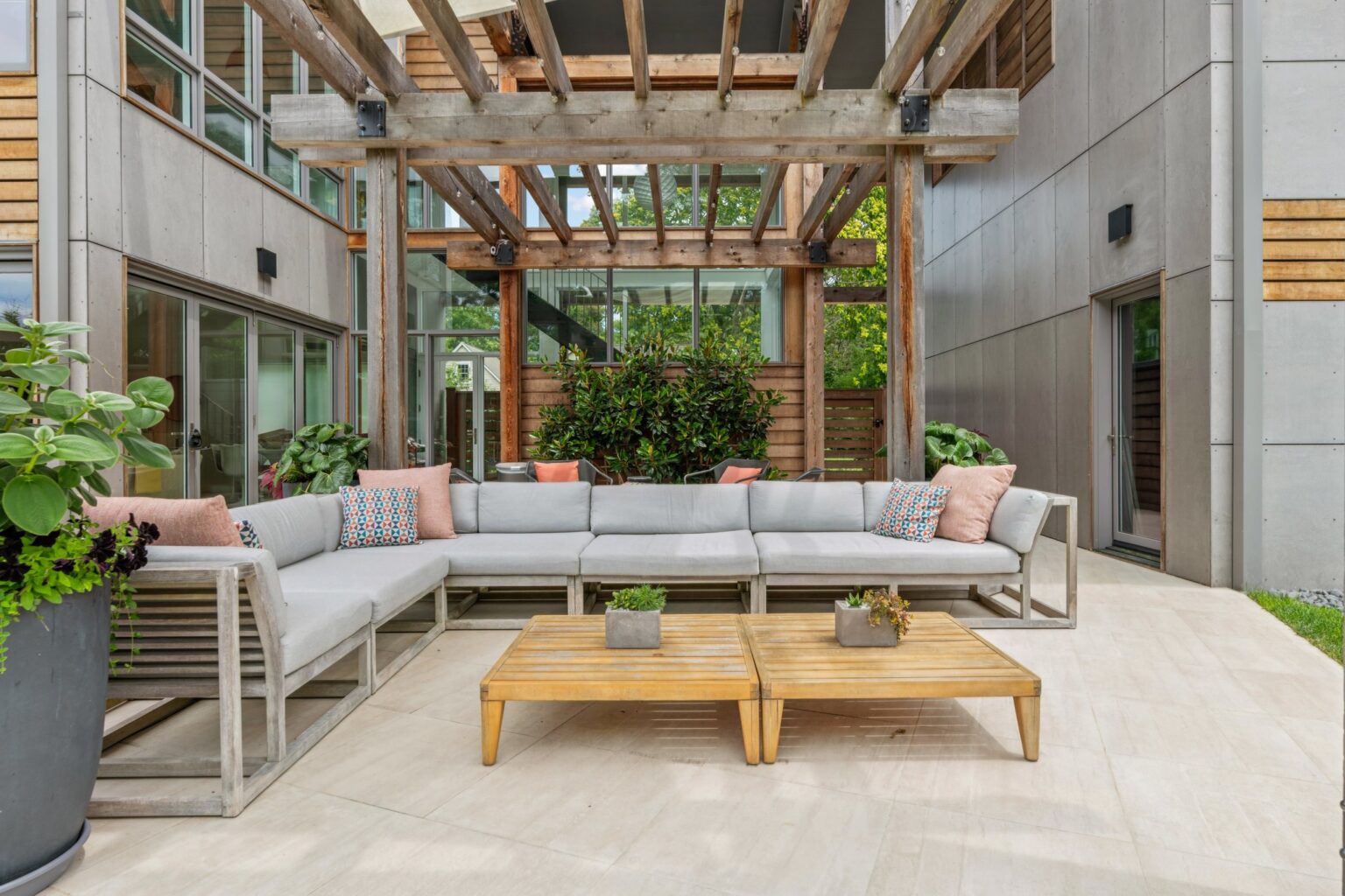 Outdoor Sitting Area